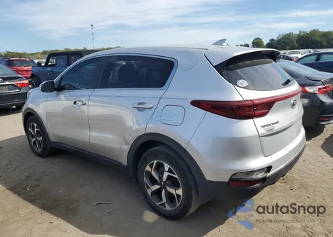 2020 Kia Sportage Lx z USA, uszkodzony, nr VIN KNDPM3AC3L7776132